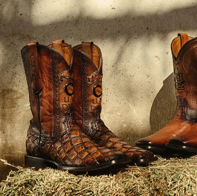 MENS CUADRA HONEY FISH PIRARUCU BOOT, SQUARE TOE