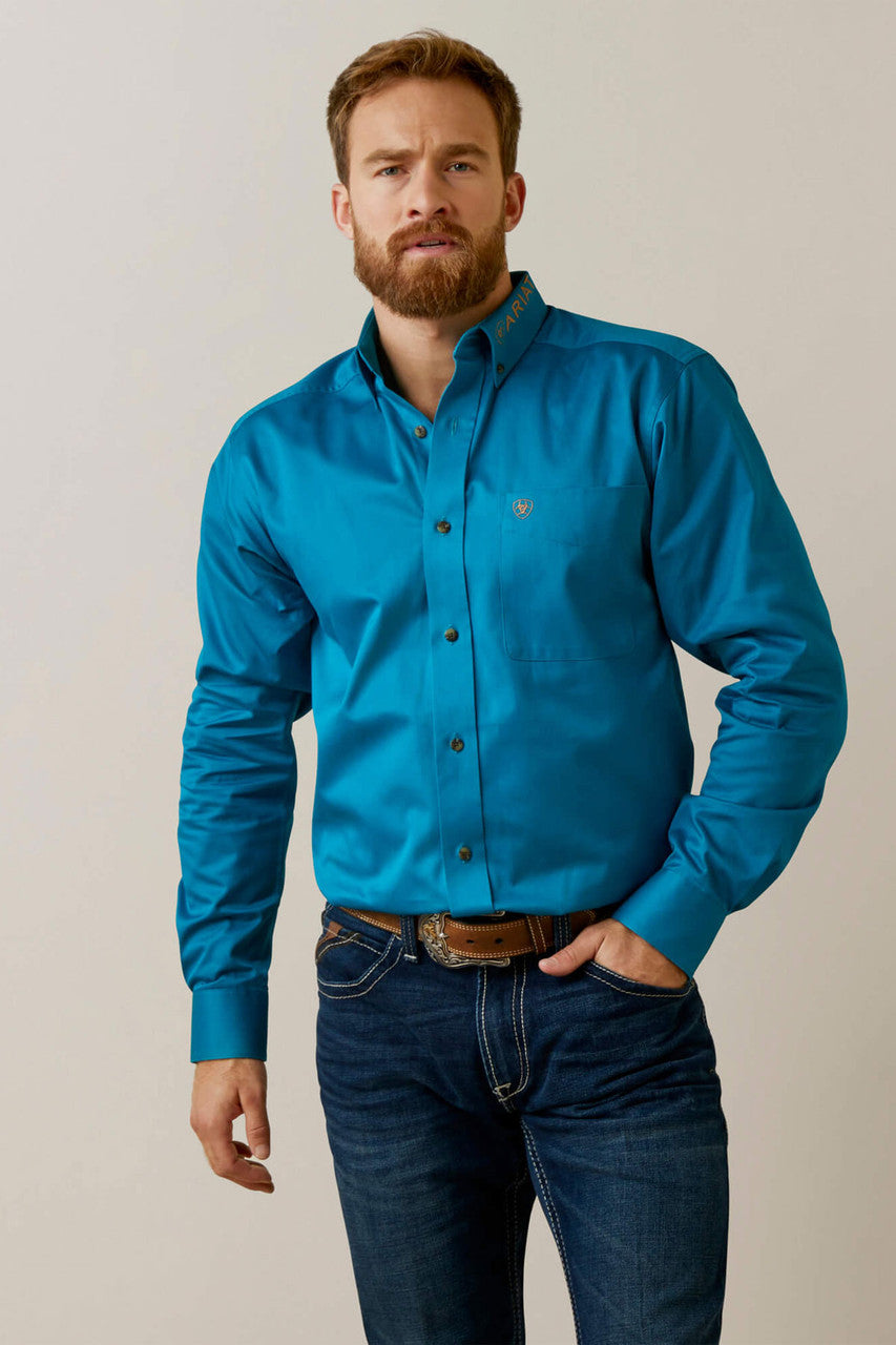 ARIAT MEN'S TEAM LOGO SLIM FIT SHIRT